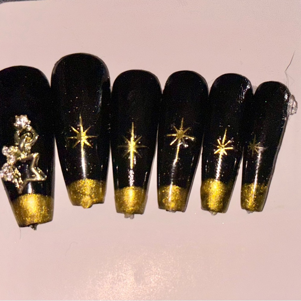 Unhinged Talons and Delights. $20 each choose a design - Picture 7 of 16